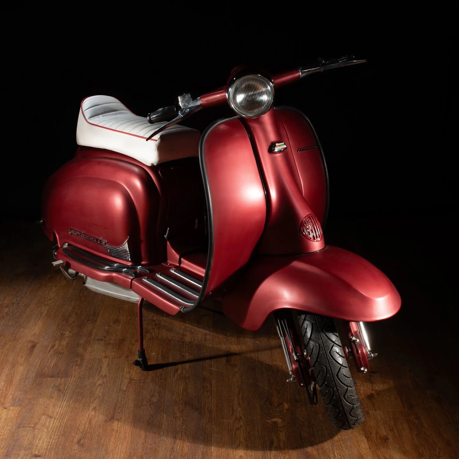1965 INNOCENTI LAMBRETTA Li Series II 200 — Vintage Metals